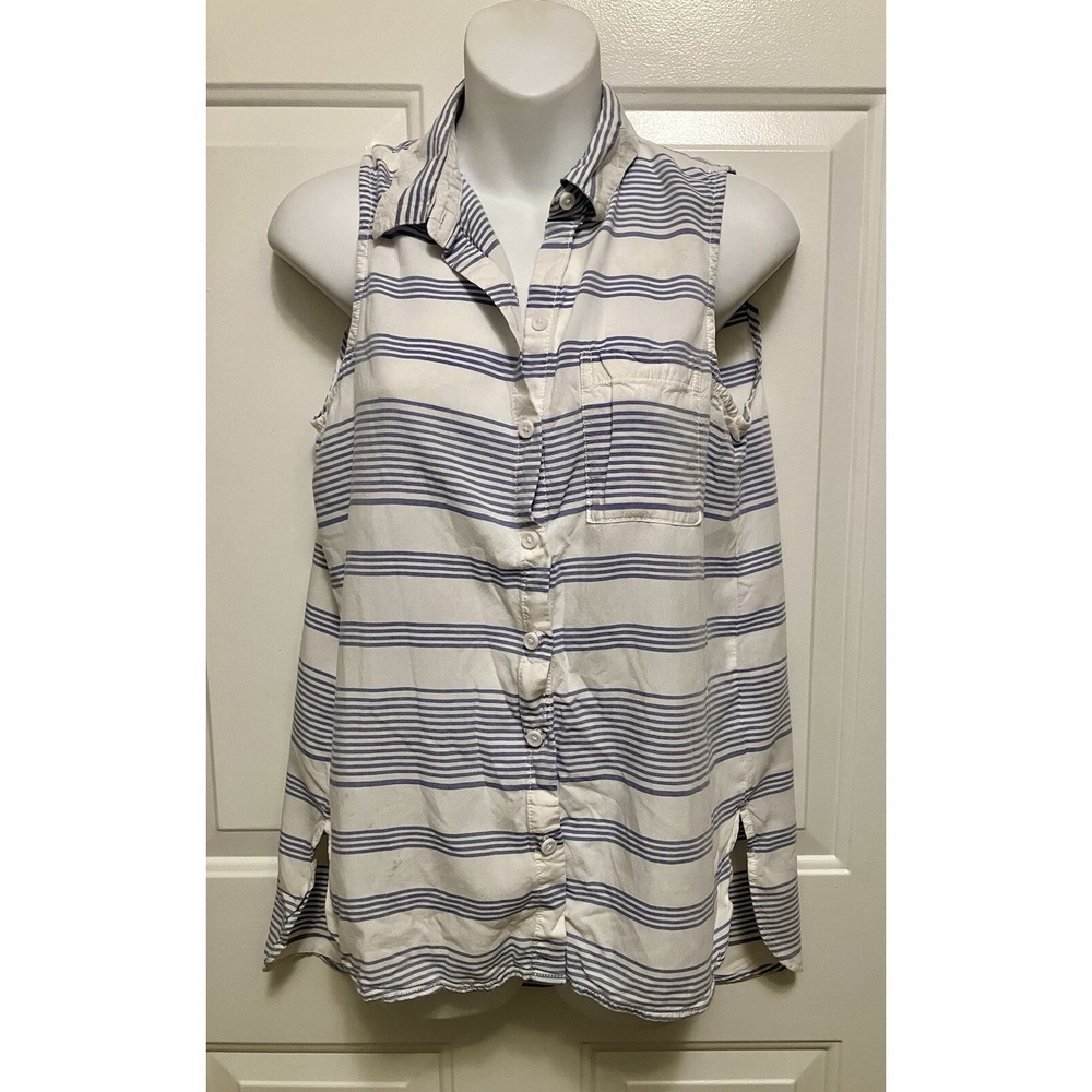 Beach Lunch Lounge White Blue Sleeveless Button Up Shirt Size Small Coastal